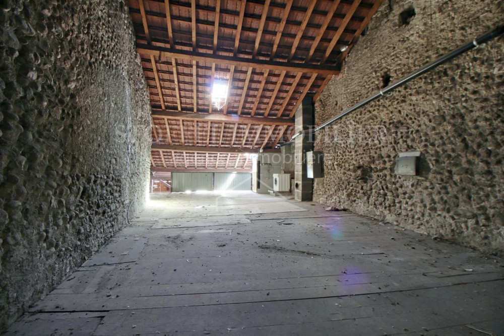 Charmante maison villageoise avec grange et arcade - Exclusivité